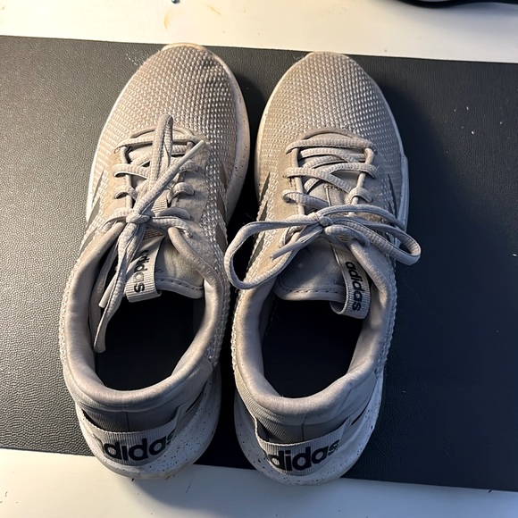 adidas Shoes - Grey adidas sneakers! With cloud form in the inside for extra comfort! Clean!